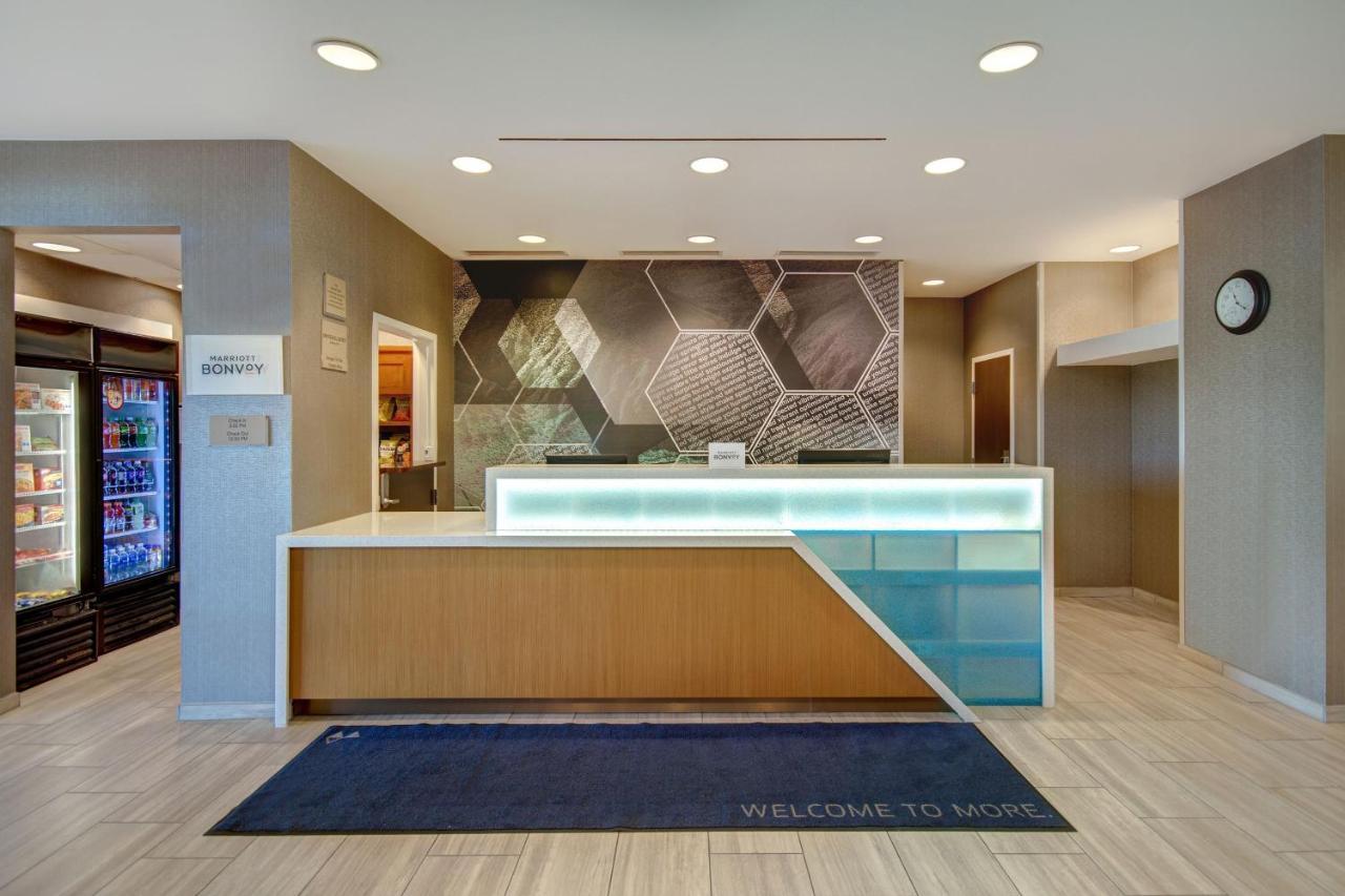 Springhill Suites Erie Kearsarge Exterior foto